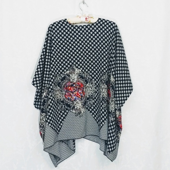 Mod Kimono Cover-up - Picture 2 of 5